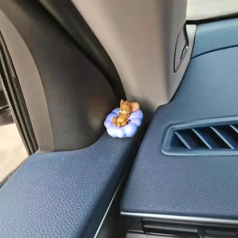 Tom Jerry Sleeping Car Toys Decoration Anime Figure Pvc Doll Safe Non-Slip Dashboard Accessories Tomjerry Desktop Ornament Gifts