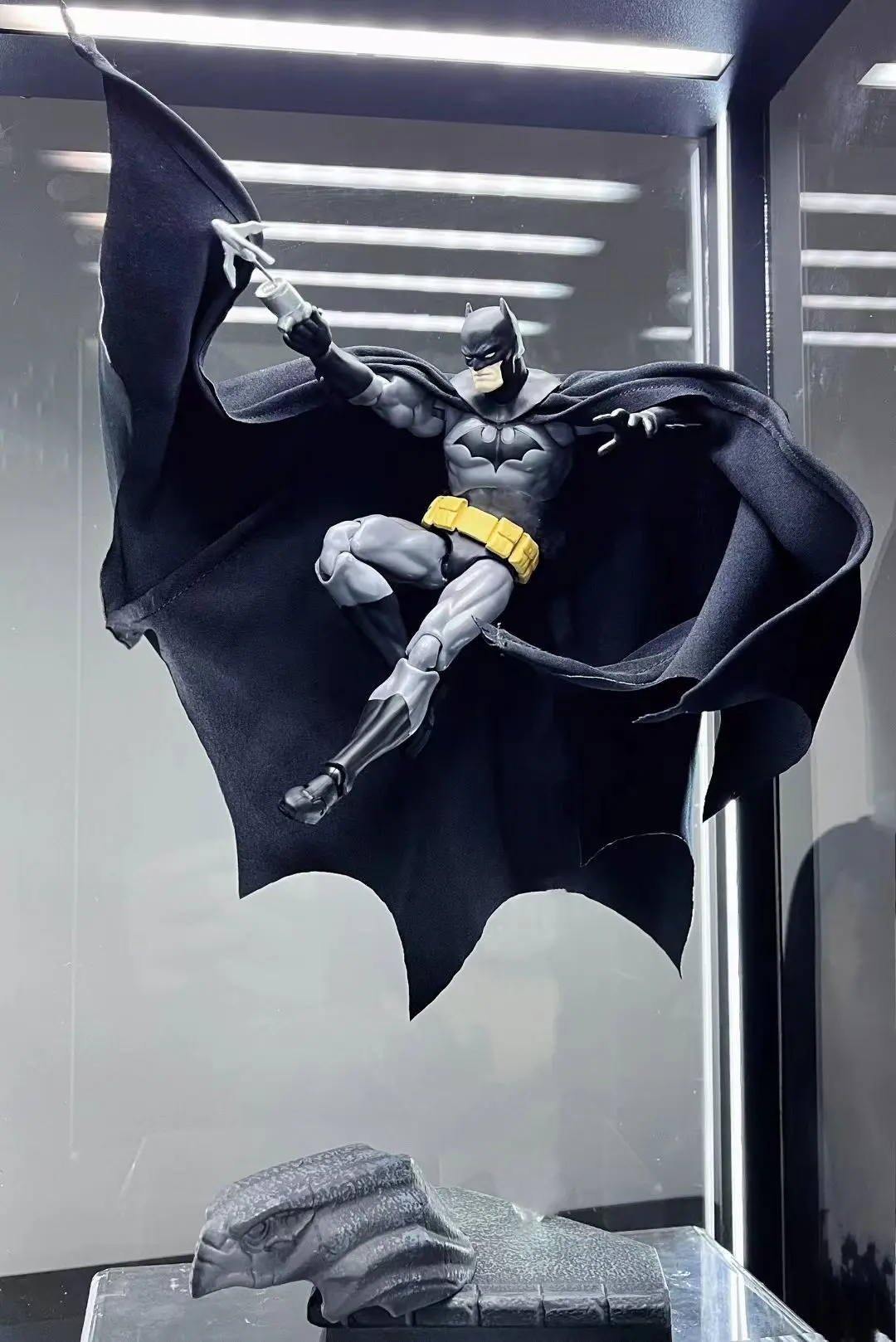 Ct Toys Batman Mafex 126 Anime Figures Dc Bat Man Shf Action Figure PVC Statue Collectible Model Ornament Toy Kid Christmas Gift