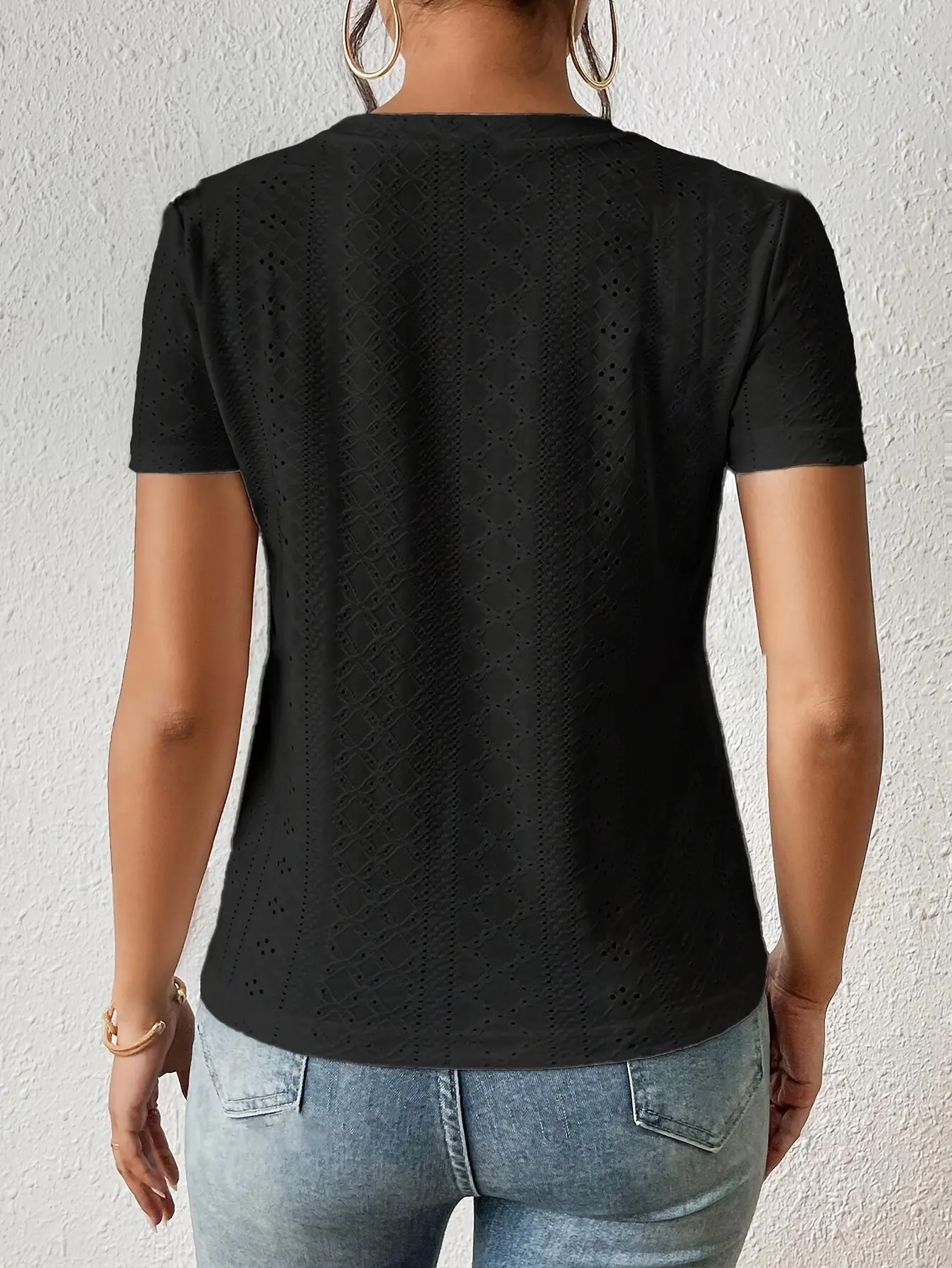Camiseta feminina branca de manga curta,  blusa de malha oca, moda verão，tops de verão， verão, Y2K