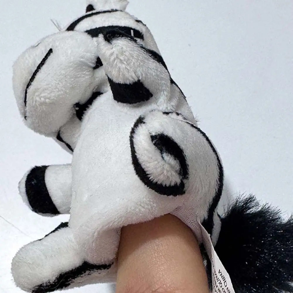 Role Play Finger Puppets Storytelling Stuffed Doll Animal Hand Puppets Kawaii 9cm Puppets Plush Toy For Children