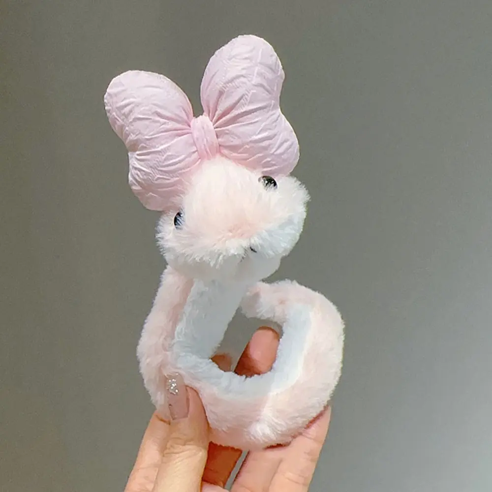 Plush Year of The Snake Plush Toy Wrap Around Arm Soft Snake Stuffed Plush Doll Cartoon Comfort Snake Animal Doll Car Decor