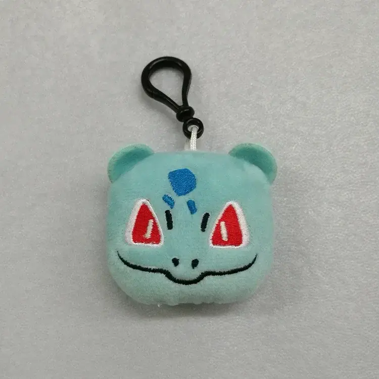 50pcs/lot  Anime Mew/bulbasaur/charmander plush toys pendant keychain Doll