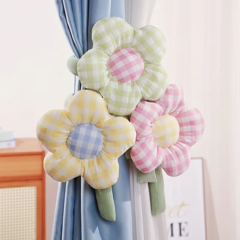 New Pastoral Style Tartan Flower Plush Curtain Buckle Soft Prety Decor For Room Curtain Practical Plush Toys For Family