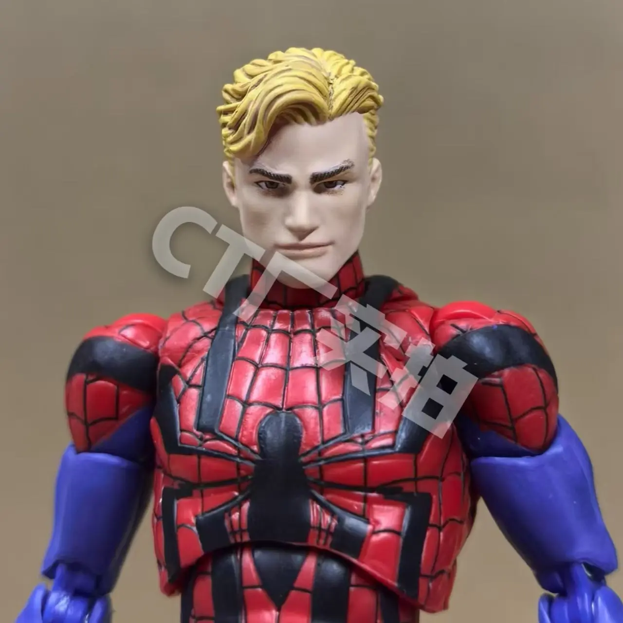 In Stock CT Toys Spiderman Mafex 143 Figure Ben Reilly Comic Ver Action Figure Ultimate Spider Man Parallels Collectible Model