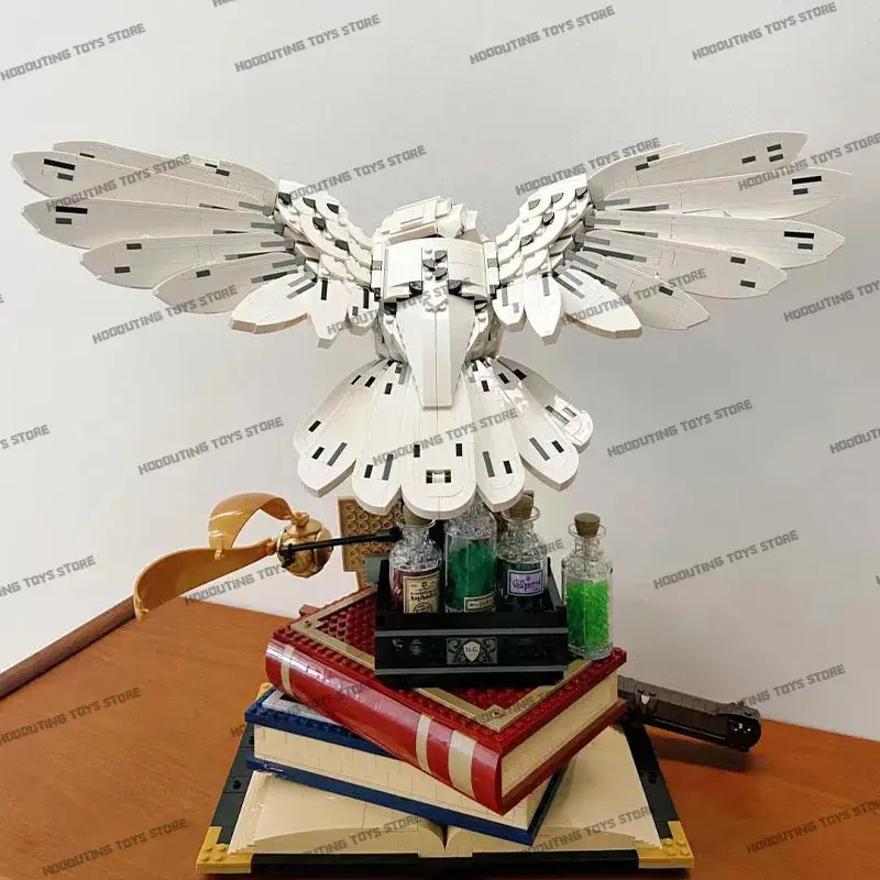 New Magic World Character Owl Hedwig Miniature Assembly Model Classic Set Children's Toy Desktop Decoration Custom Toys Gift