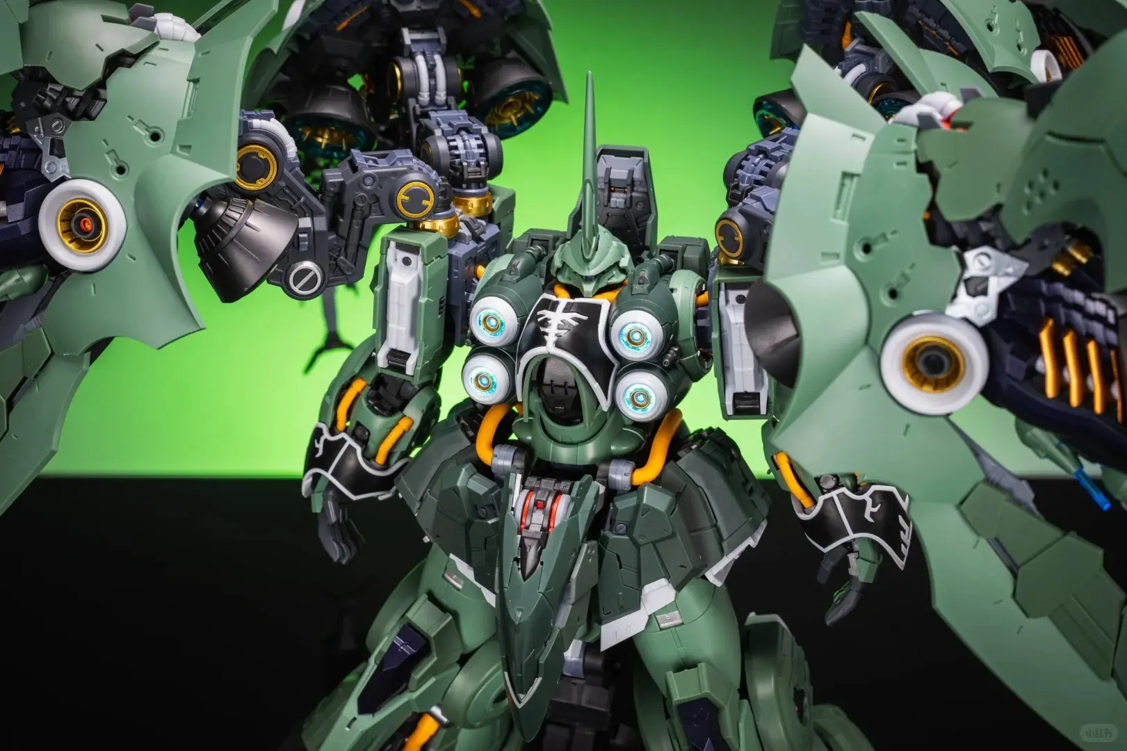1/100 AXIS MODEL WORKS Kshatriya MGOsirisaerial Dominator Action Figure Luminous Lamp Assembly Collectible Model Gk Figure Gift