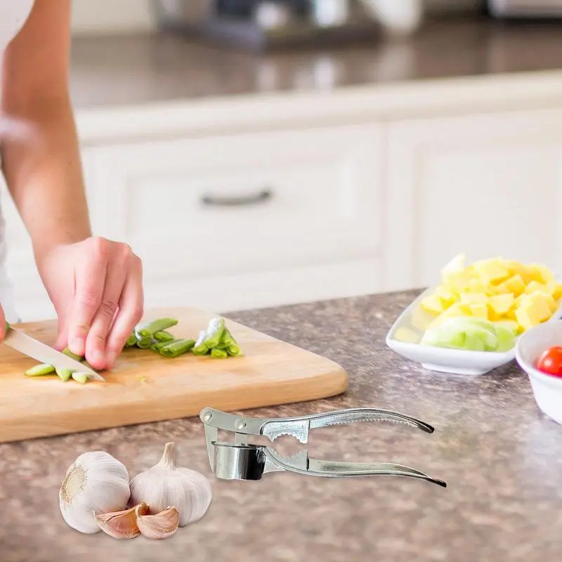 Garlic Crusher Walnut Crusher Tool Multifunctional Kitchen Accessories Easy To Clean Garlic Smasher For Home Use Picnic And