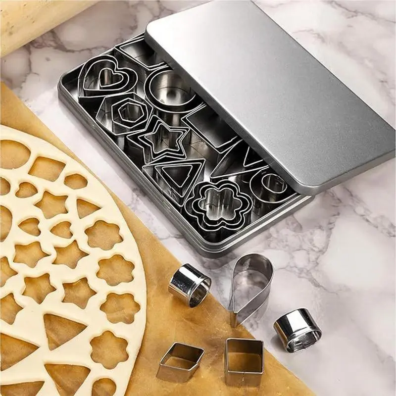 30Pcs Stainless Steel Cookie Mold Mini Cookie Cutters Set Heart Star Flower Geometric Shape Cookie Cutters Cake Mold Baking Tool