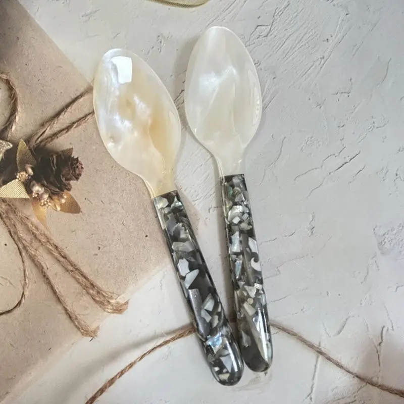 5pcs Caviar Spoons Shell Spoon Cream Coffee Caviar Spoon Mother Of Pearl Seashells Stirring Spoons Condiment Spoon Cream Spoon