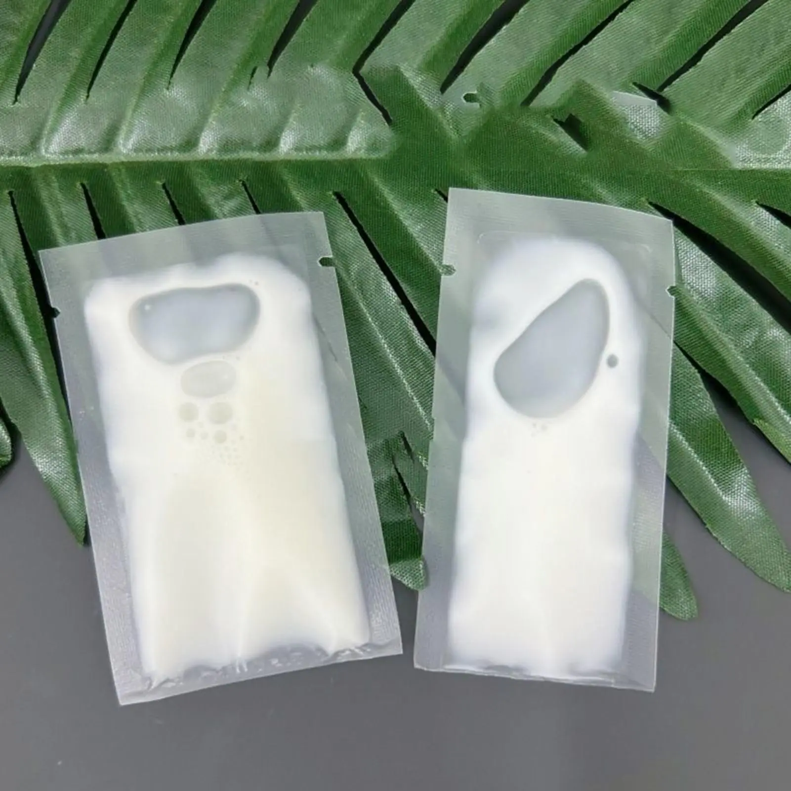 Mini Clear Bags Travel Pouch Containers 100 Piece Small Transparent Baggies Accessories Packaging Supplies for Jewelry Snacks