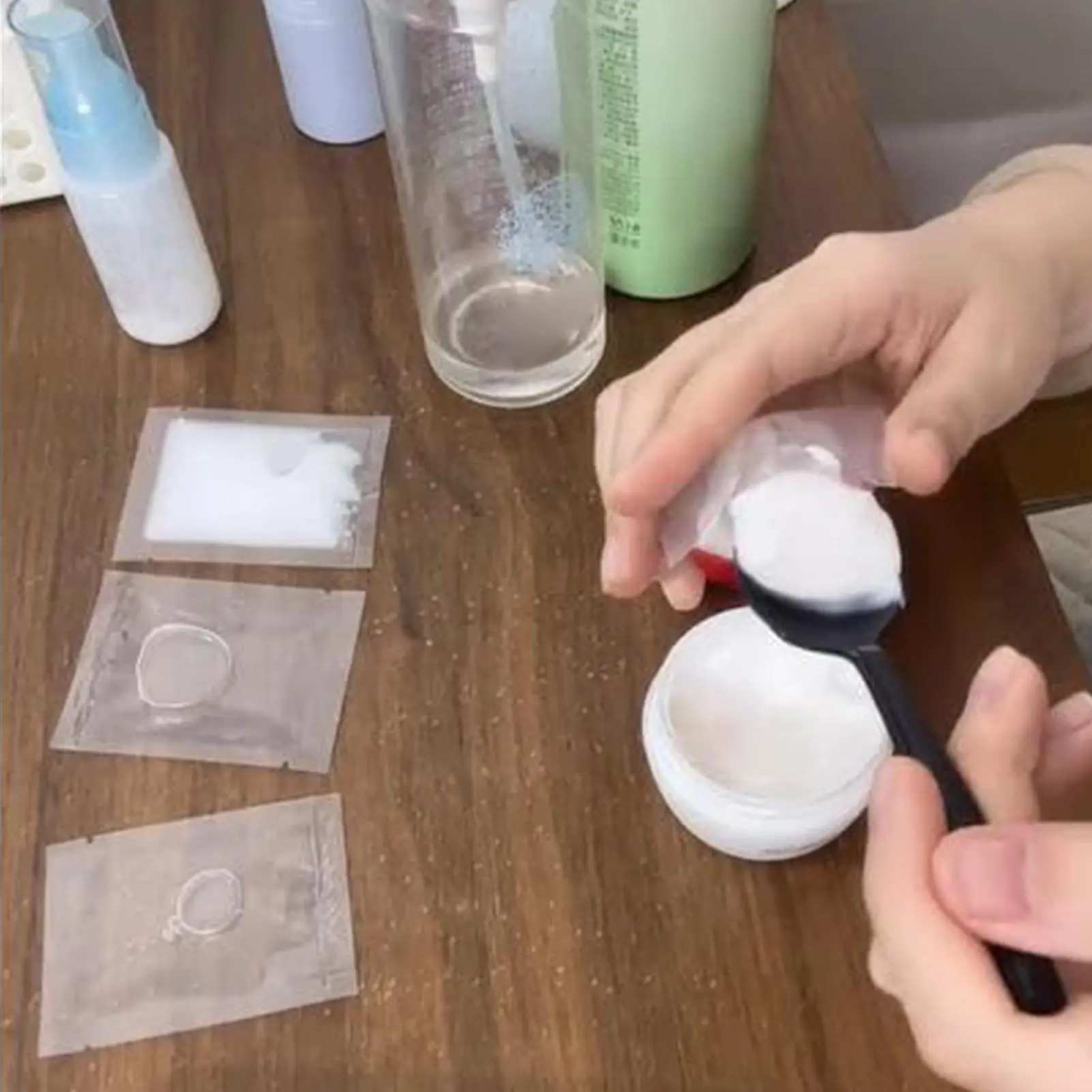 Mini Clear Bags Travel Pouch Containers 100 Piece Small Transparent Baggies Accessories Packaging Supplies for Jewelry Snacks