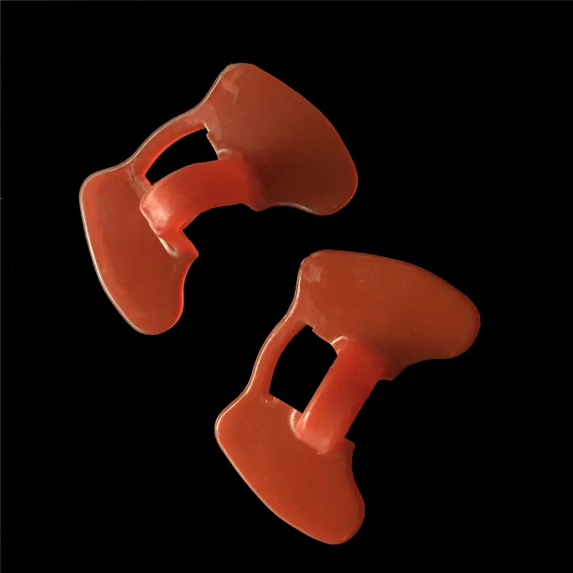 100 Pcs Chicken Glasses Plastic No Bolt Chicken Glasses Anti-pecking Glasses Pigeon Pheasant Poultry Feeding Supplies Equipments