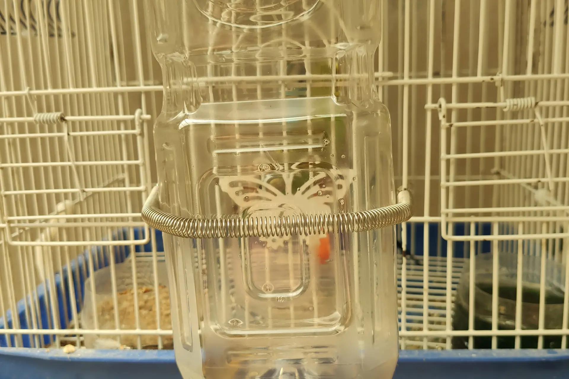 5Pcs Spring With 2 Clips Used Singly Or In Combination To Hold Rabbit Hamster Water Dispenser Drinking Bottle For Small Animals
