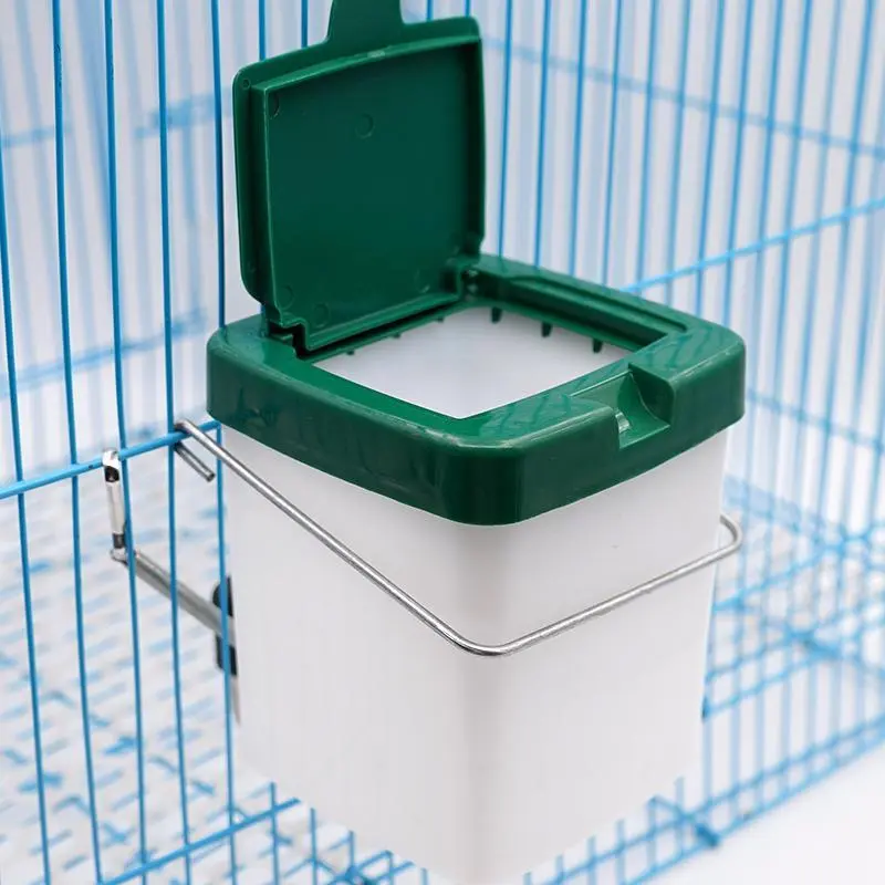 0.5L/1L Automatic Rabbit Drinker Water Dispenser Can Be Hung On A Cage Feeder Pet Hamster Drinking Water Pot Fountain Waterbowl