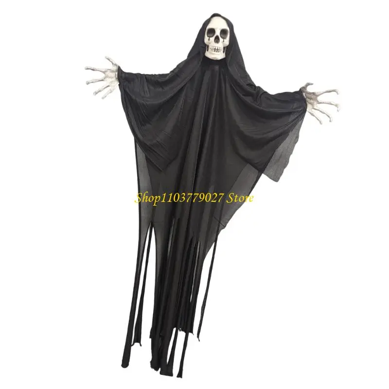 C4DF Grisly Hangings Skull Head Decorations Terrifying Ornament Halloweens Ornament Outdoor Festives Parties Supplies