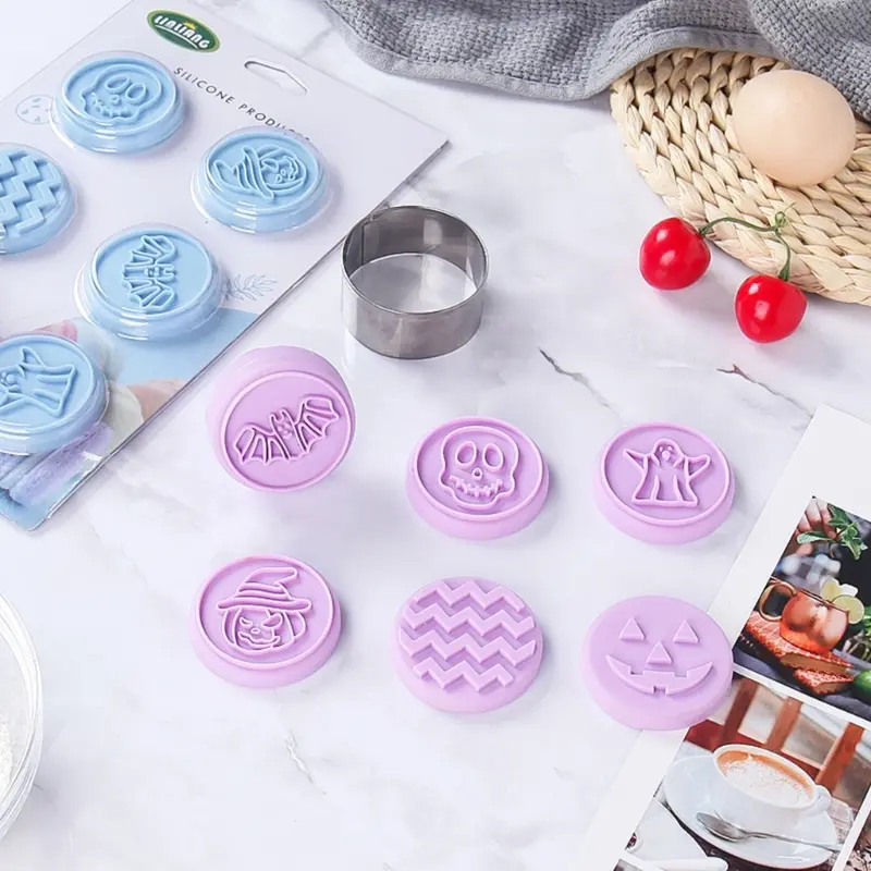 Y1UB 6Pcs Halloween Christmas Sugar Chocolate Fondant Mold Diy Baking Manual Cookie Baking Mold Stamp Cookie Mould