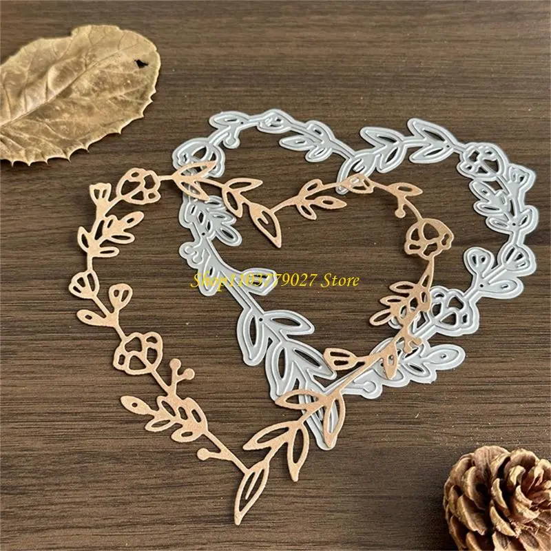 C4DF Heart Wreath Cutting Dies Carbon Steel Die Cut Templates for Scrapbooking Craft