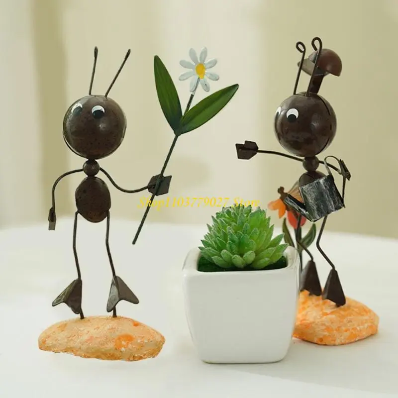 C4DF Ants Figure Artwork For Modern Garden Bed Edging Fern Support Landscape Design