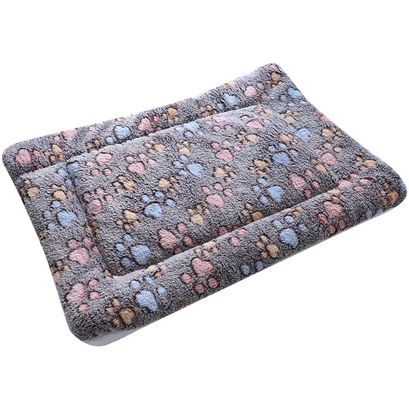 Soft Flannel Thickened Pet Soft Fleece Pad Pet Blanket Bed Mat for Dogs Puppy Cat Sofa Cushion Home Rug Keep Warm Sleeping Cover