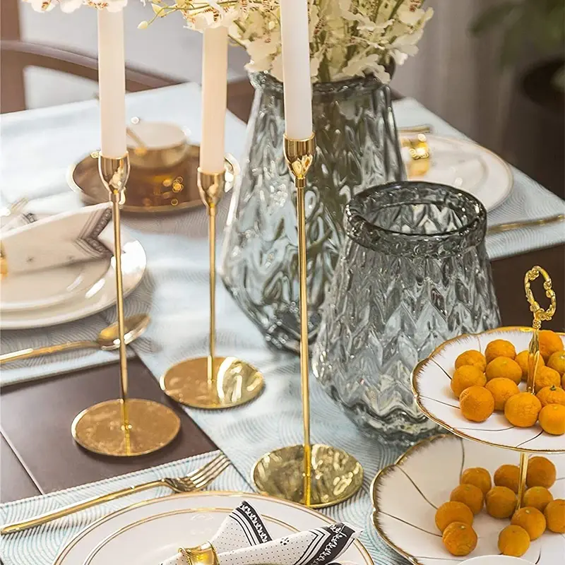 1/3 Pcs/ Set European Metal Candle Holder Simple Golden Wedding Decoration Bar Party Living Room Decoration Home Decoration