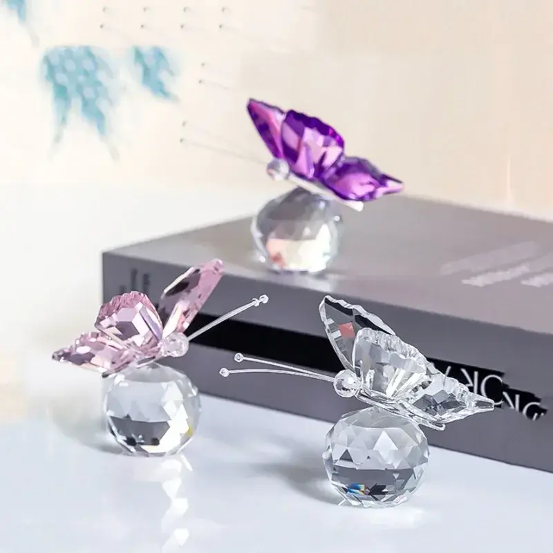 1pc Crystal Butterfly with Ball Figurine Home Wedding Decoration Glass Craft Collection Table Ornaments Souvenir Gifts