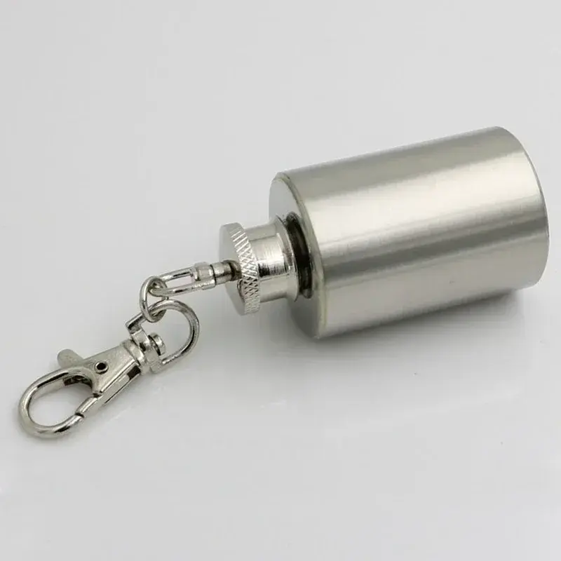 1 OZ Stainless Steel Mini Hip Flask with Keychain Screw Cap Portable Alcohol Flask Liquor Whiskey Bottle Outdoor Travel Gifts
