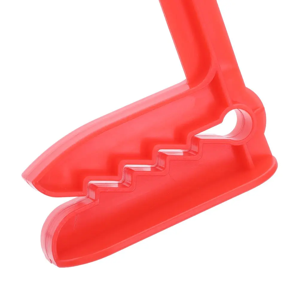 4PCS Plastic Decorative Clothespins Towel Clamp Tent Clips Clothes Pegs Camping Mat Clip Beach Towel Clip