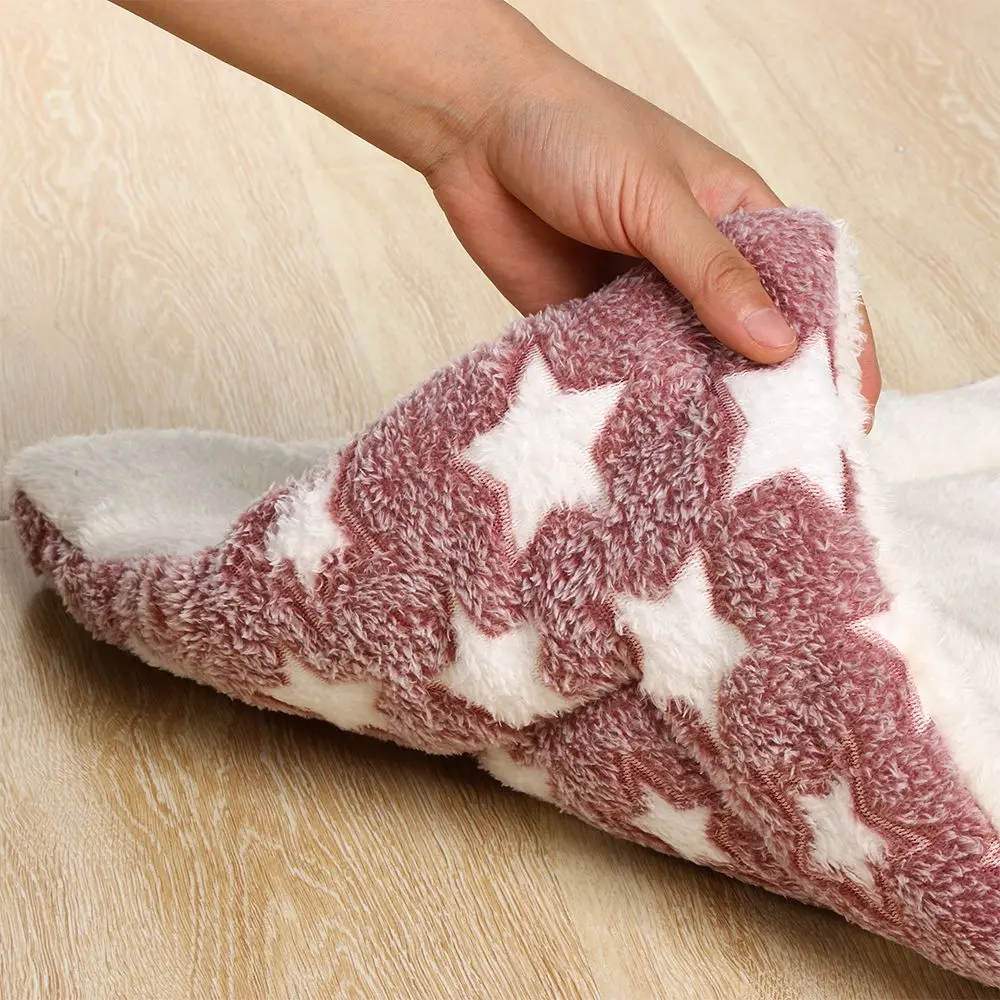 Soft Cushion Flannel Dog Blanket Sleeping Pad Pet Mat Cat Bed
