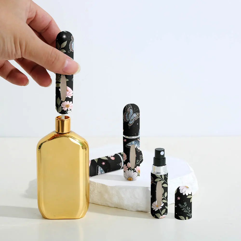 New 5ml Mini Perfume Bottle Refillable Portable Spray Rotating Bottle Storage Sprayer Empty Spray Atomizer Bottle