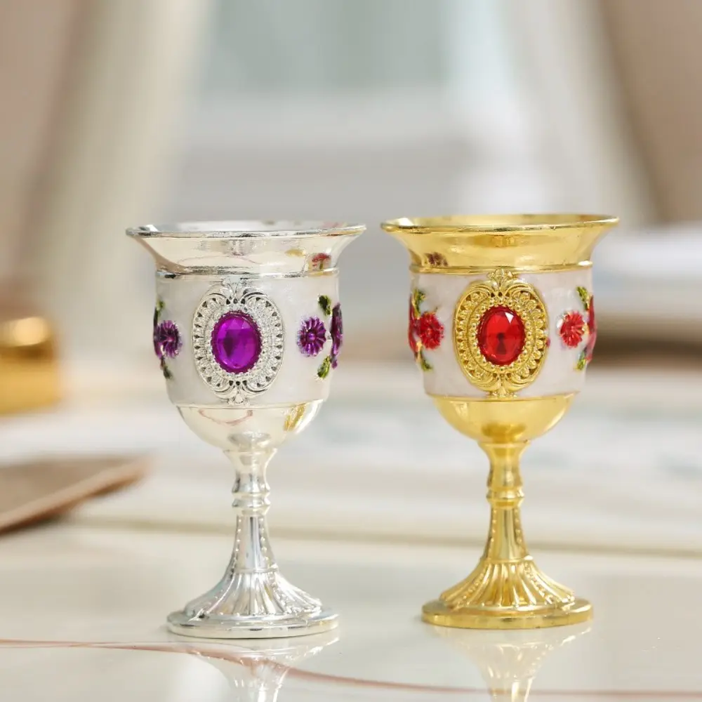 Creative Retro Wine Glasses Metal European Style Dinnerware Goblet Beverage Wine Cup White Wine Cup Champagne Glasses Gift