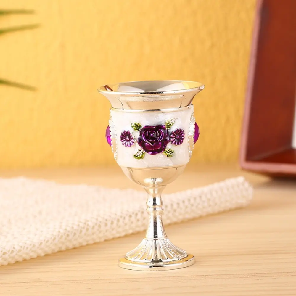 Creative Retro Wine Glasses Metal European Style Dinnerware Goblet Beverage Wine Cup White Wine Cup Champagne Glasses Gift