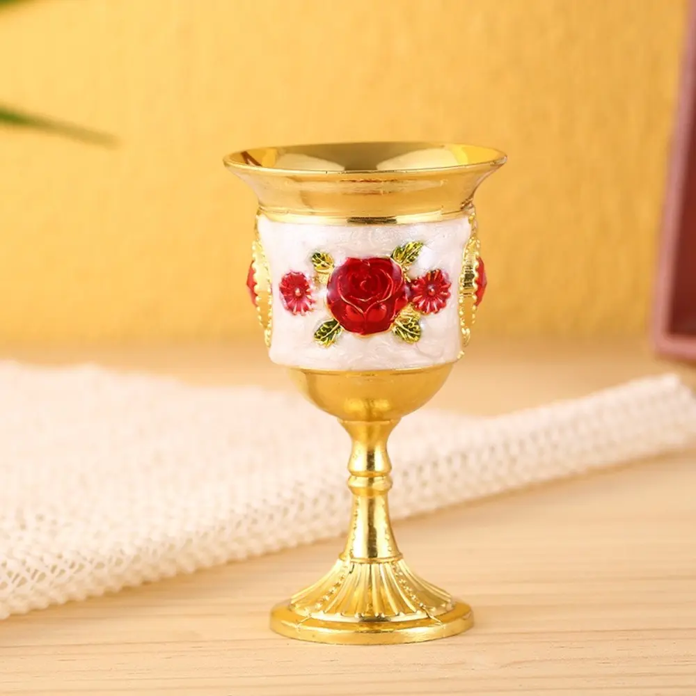 Creative Retro Wine Glasses Metal European Style Dinnerware Goblet Beverage Wine Cup White Wine Cup Champagne Glasses Gift