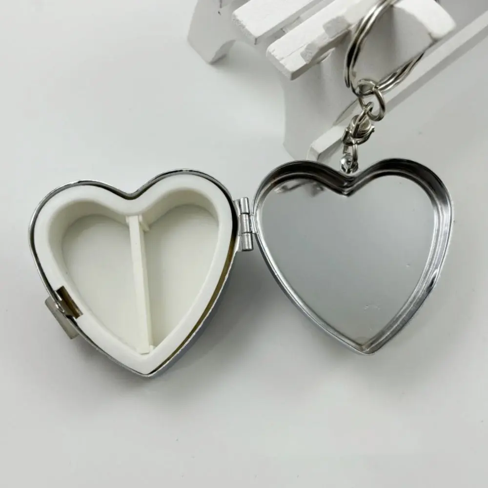 New Heart-Shaped Small Pill Box Portable Candy Box Keyring Medicine Organizer Container Storage Holder Keychain Pill Boxs