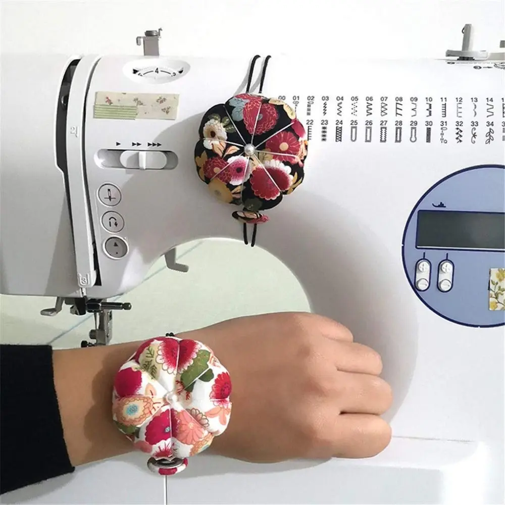 High Quality Creative Pin Cushions for Sewing Cotton Fabric Wrist Pin Cushion Pumpkin Shape Needle Pin Cushion DIY Craft