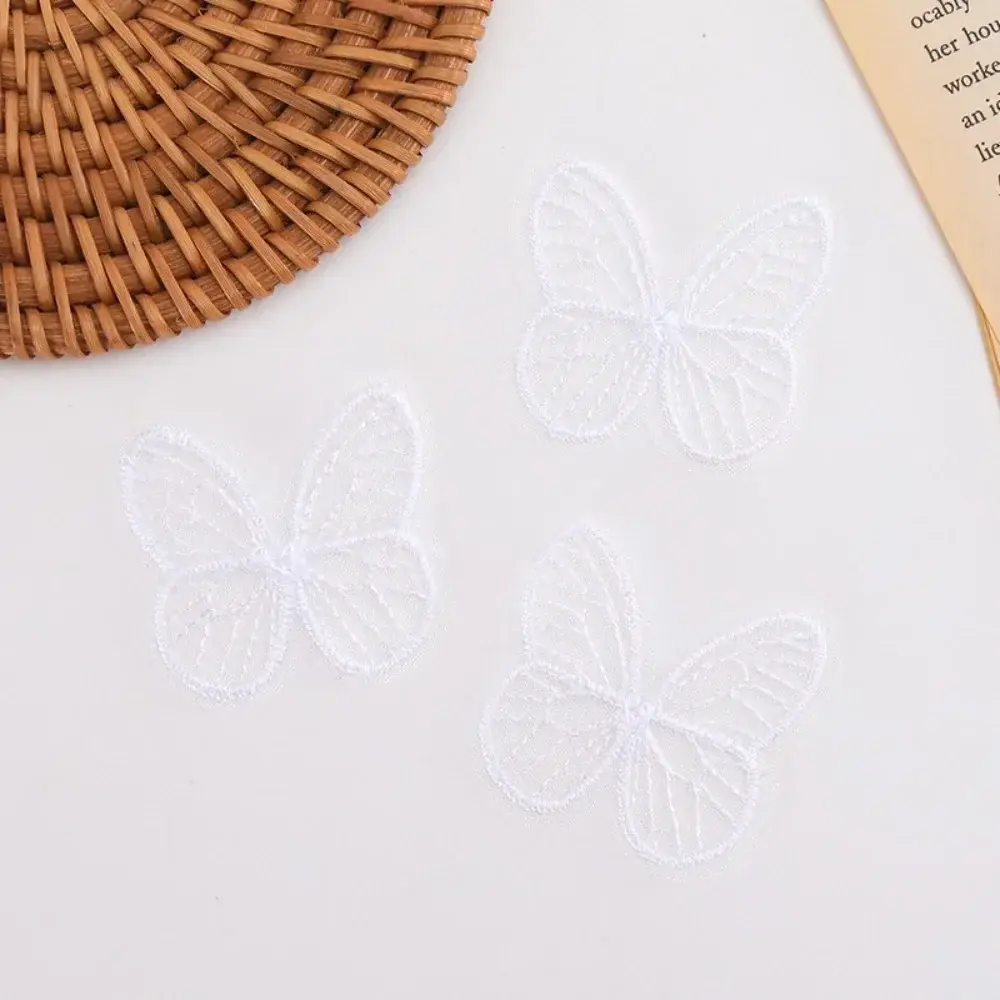 100pcs 4.5CM Embroidery Lace Butterfly Appliques Dreamy DIY Handmade Simulation Mesh Butterfly Patch 3D Sewing Craft Decoration