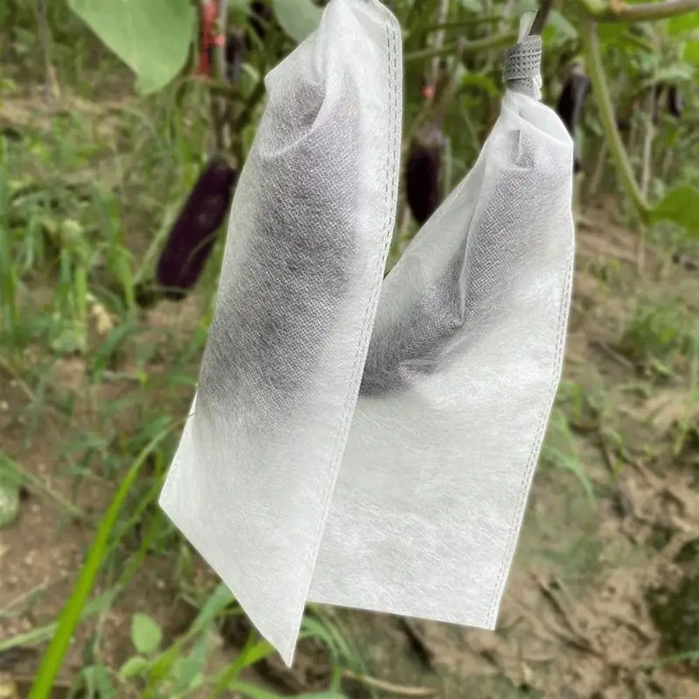 100Pcs Fabric Planting Pocket Fruit Protection Bags Planting Anti-bird Insect Barrier Pouch Garden Greenhouse Supplies