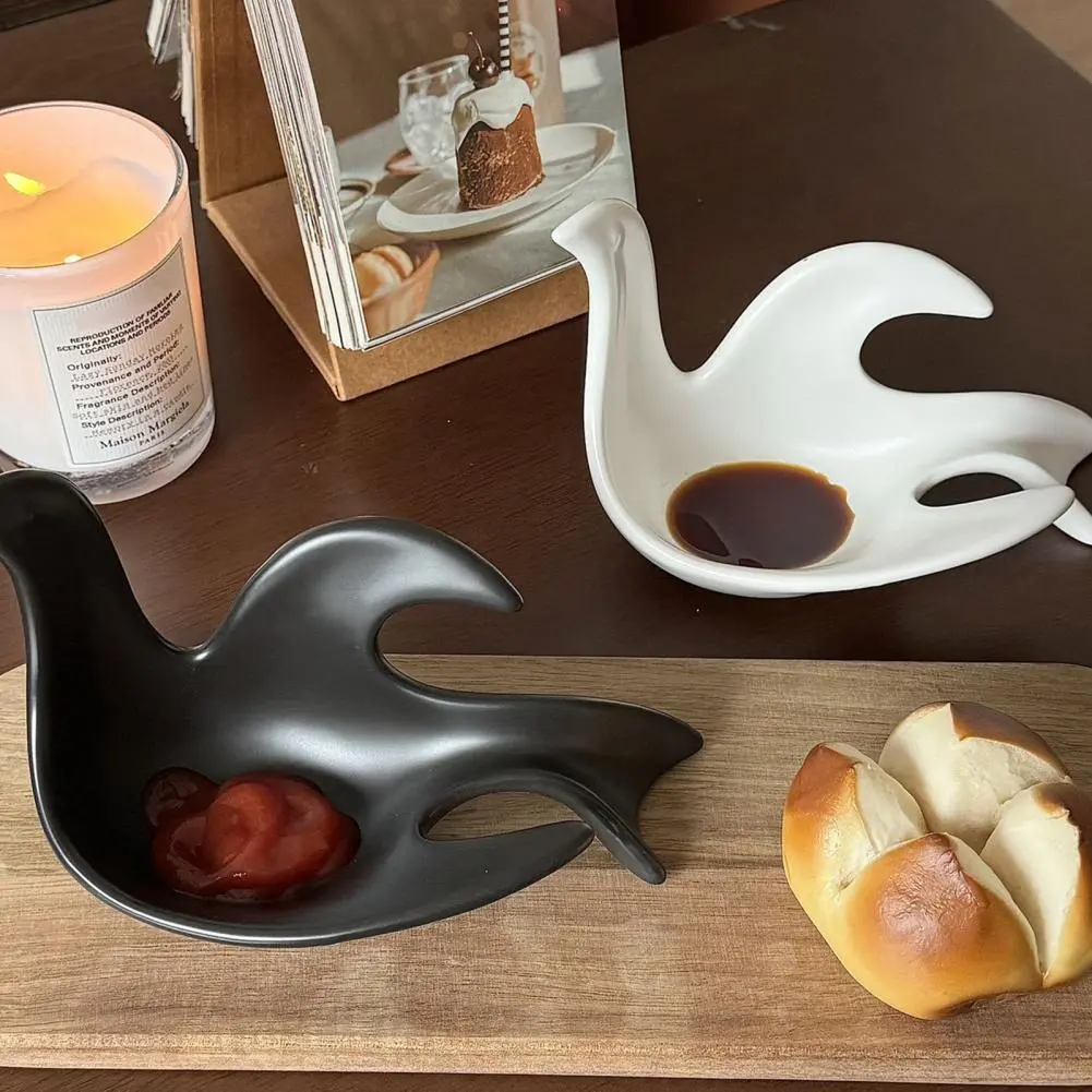Cream Mini Bowl Ceramic Pigeon Seasoning Dish Leaf Soy Sauce Plate Set Kitchen Supplies for Dipping Snacking Cute for Vinegar