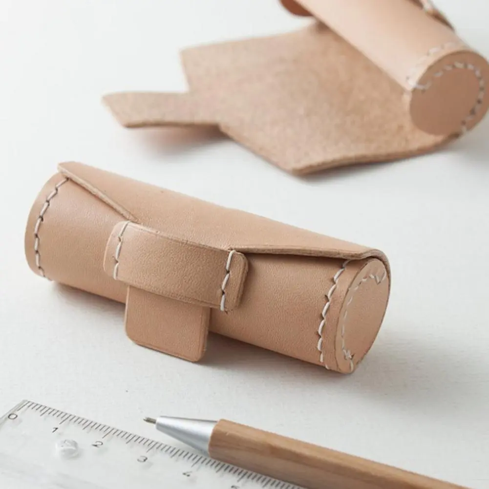 Slim Lipstick Sleeve Faux Leather Lip Balm Holder Lipstick Sleeve Protector for Ladies Handbag Reusable Lip Balm for Purse