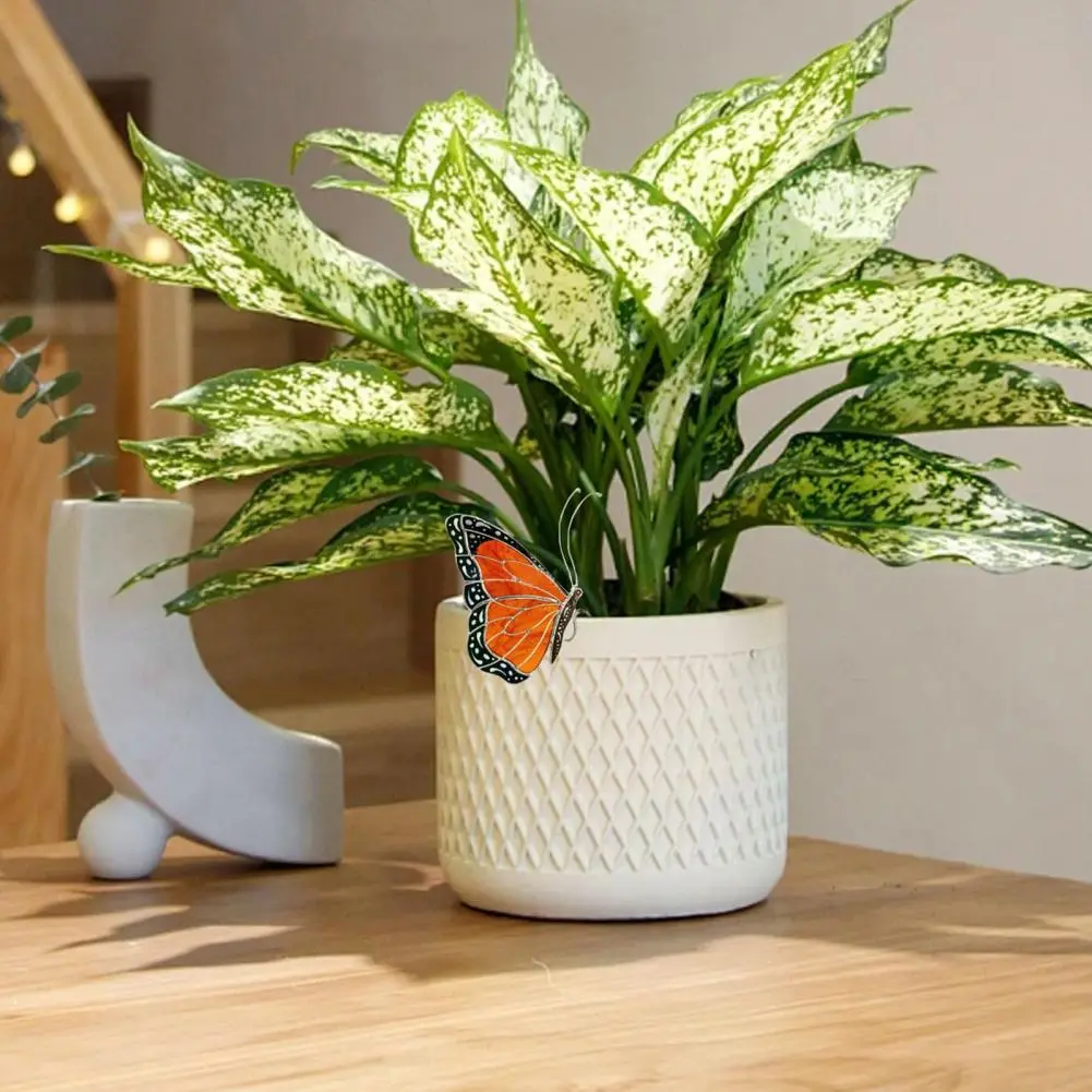 Nature-inspired Home Decor Butterfly Sun Catcher Garden Decor Set Flowerpot Insert Stained Plant Stake for Outdoor for Gardens