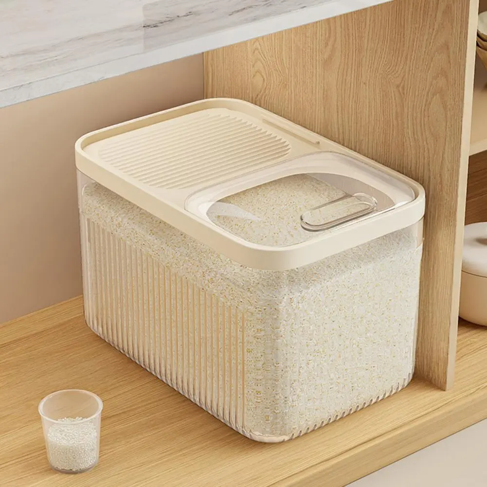 Locking Design Pet Food Container Capacity Rice Bucket with Measuring Cup Transparent Cover Food Grade Plastic Sealed for Long