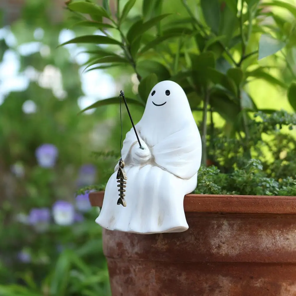Pumpkin Lantern Decor Spooky Halloween Garden Decor Skeleton Fisherman Statue Witch Fishing Skeleton Fish Mini Ghost for Outdoor