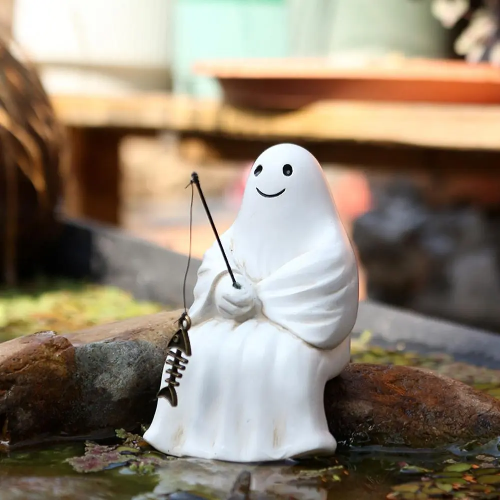 Pumpkin Lantern Decor Spooky Halloween Garden Decor Skeleton Fisherman Statue Witch Fishing Skeleton Fish Mini Ghost for Outdoor