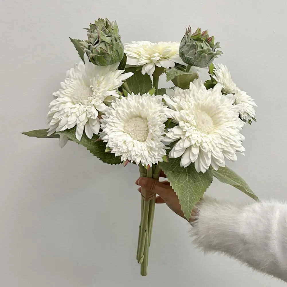324