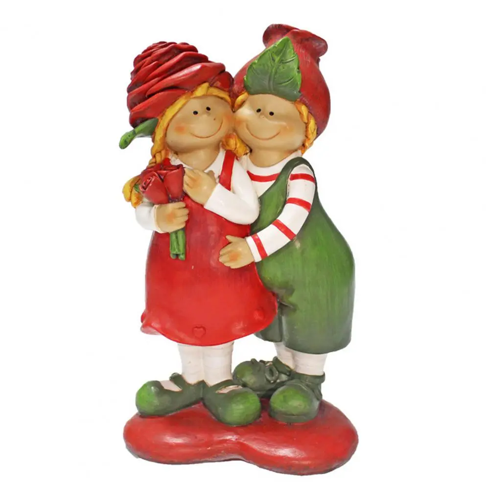 Environmentally Friendly Couple Figurines Romantic Resin Couple Figurines with Roses for Home Decor Wedding Table for Home