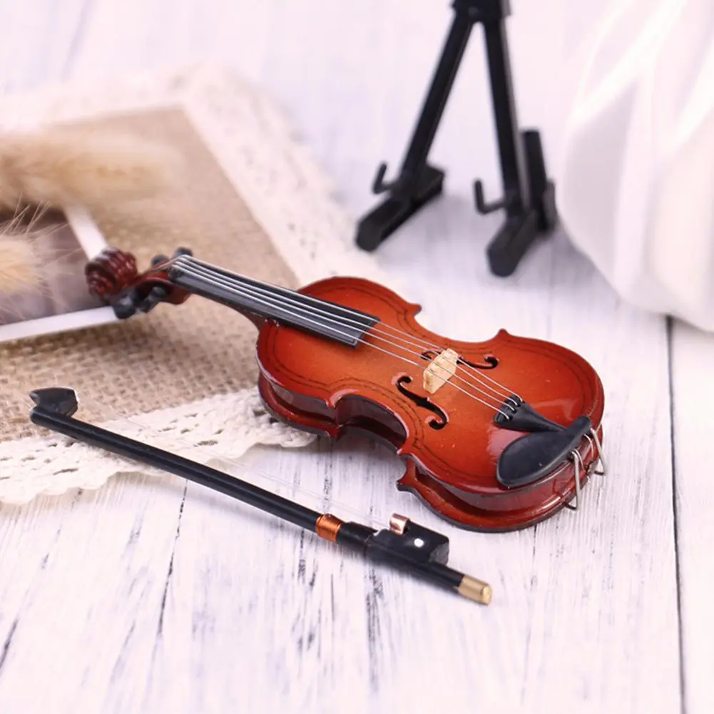 Realistic Violin Figurine Elegant Violin Ornament with Realistic Details Delicate Touch for Music Lovers Home Decor Enthusiasts