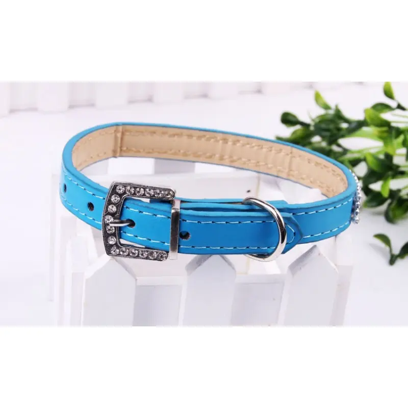 PU Leather Crystal Dog Collar Comfortable Glitter Rhinestone Dog Collars Alloy Buckle Collar for Small Dogs Cats