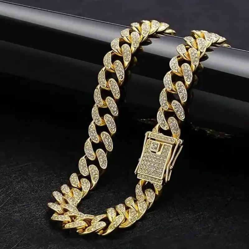 Dog Chain Diamond Cuban Collar Walking Metal Chain Collar with Design Secure Buckle, Pet Cat Cuban Collar Jewelry Accessories