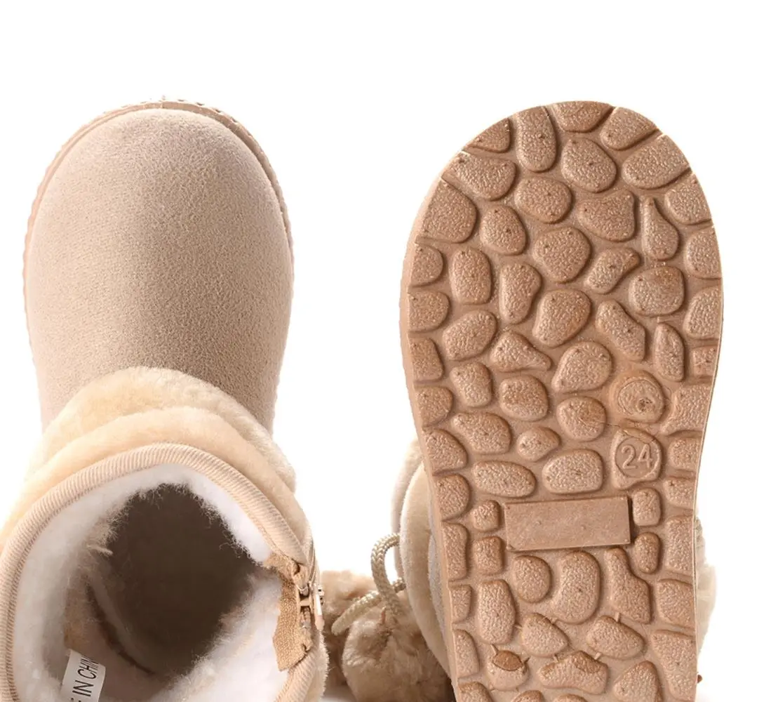 Snoopy Children's Cotton Shoes in the Snow in Winter Fur Ball Boots Thickened boy girl Casual Shoes Warm Cotton Casual boots