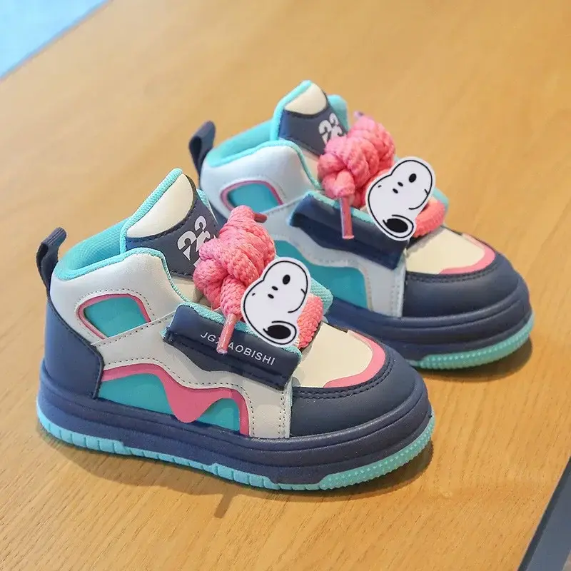 Snoopy Spring and Autumn New Children's Sports Shoes Boys' Casual Shoes Girls' Bread Board Shoes Fashion Baby Sneakers