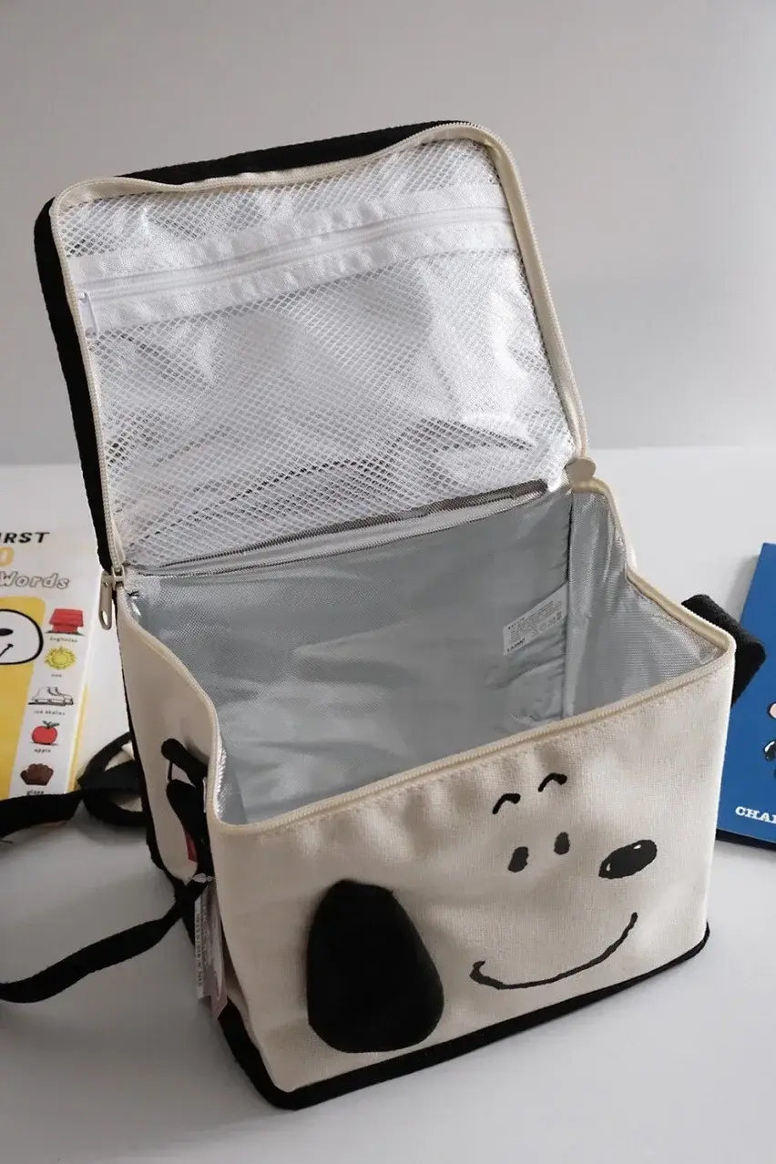 Snoopy Outdoor Picnic Shoulder messenger Bag Cross-body Thermal Insulation Bag Student Cartoon Cute Lunch box Bag storage